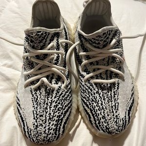 Yeezy Boost sneaker!!!